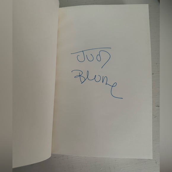 In the Unlikely Event Judy Blume First Edition Hardcover Signed Copy - Picture 2 of 7